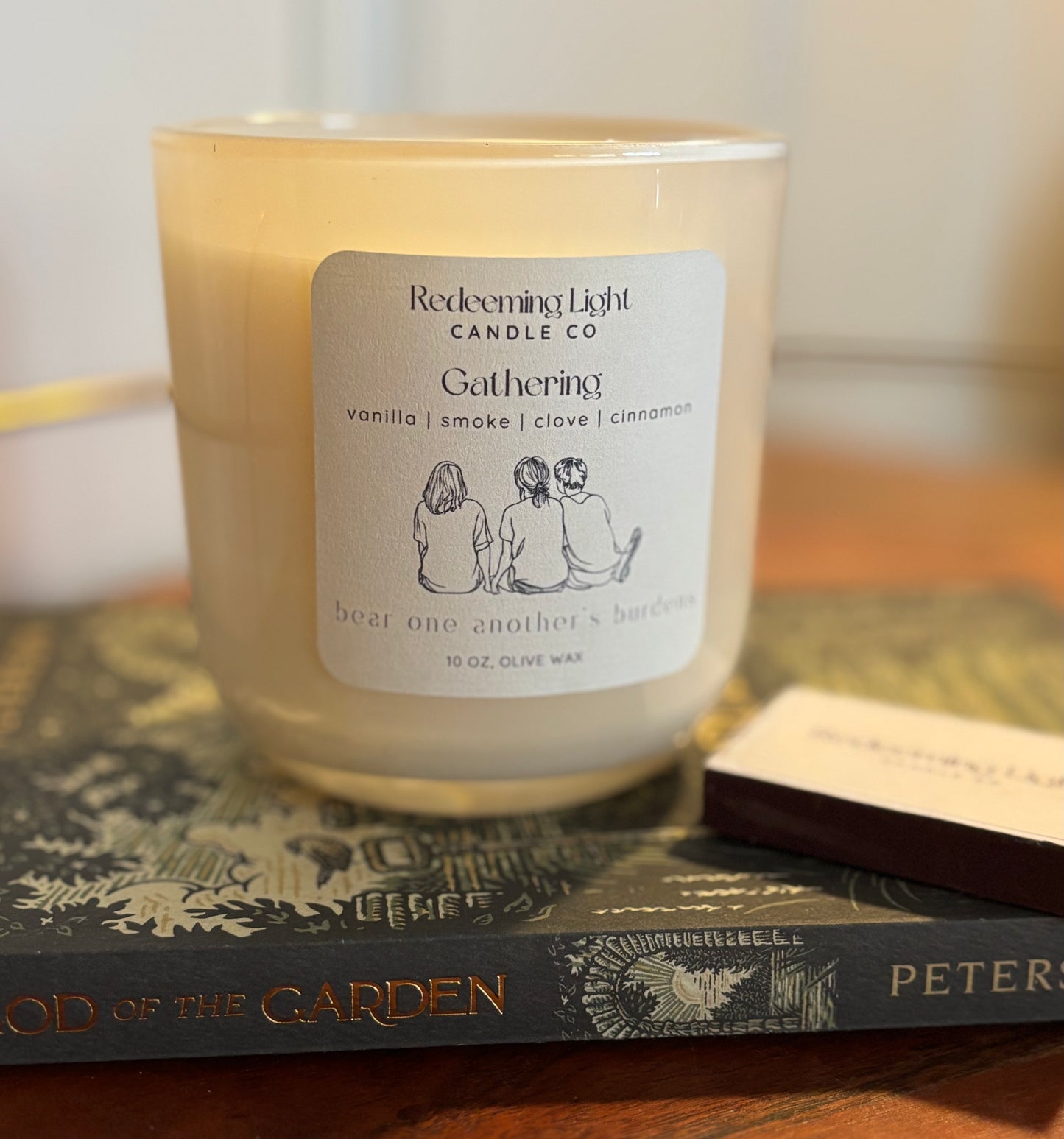 Signature Collection: Gathering Glass 10oz